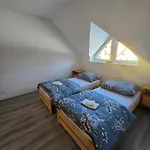Almond Apartament *