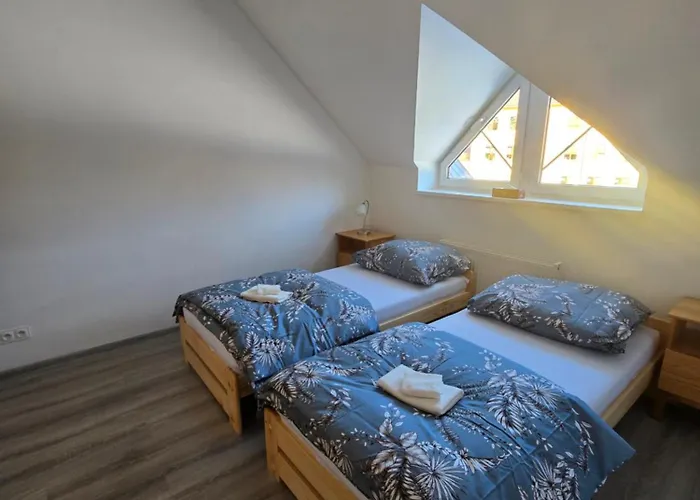 Almond Apartment *